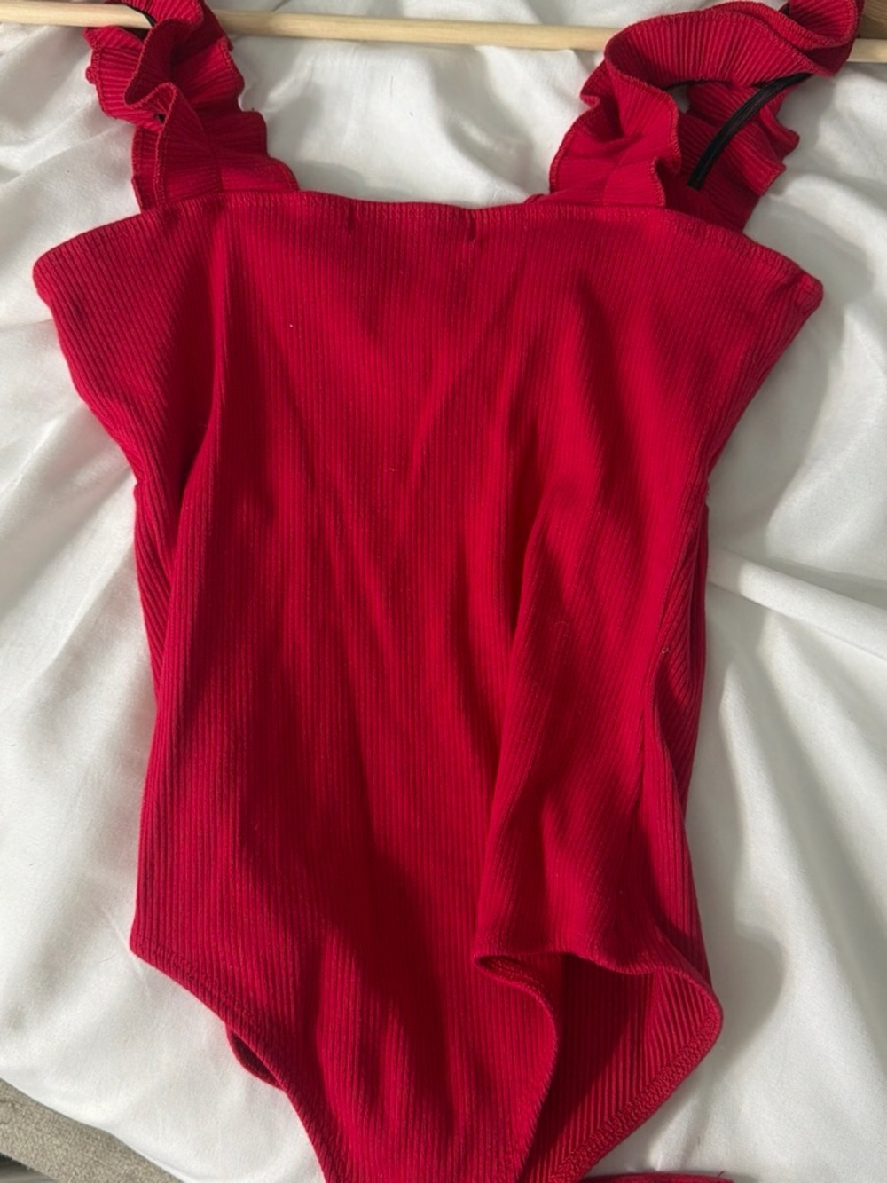 Francesca's Red Ribbed Twist-Front Ruffle-Strap Bodysuit - Picture 2 of 2